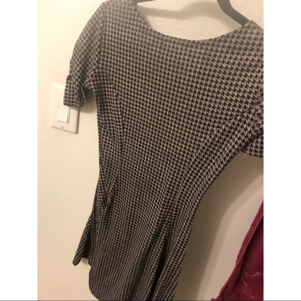 Popular basics size small! - Picture 3 of 3